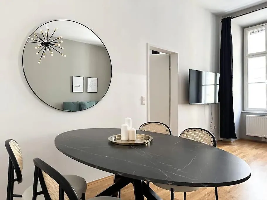 High End Long Stay Vienna Apartment
